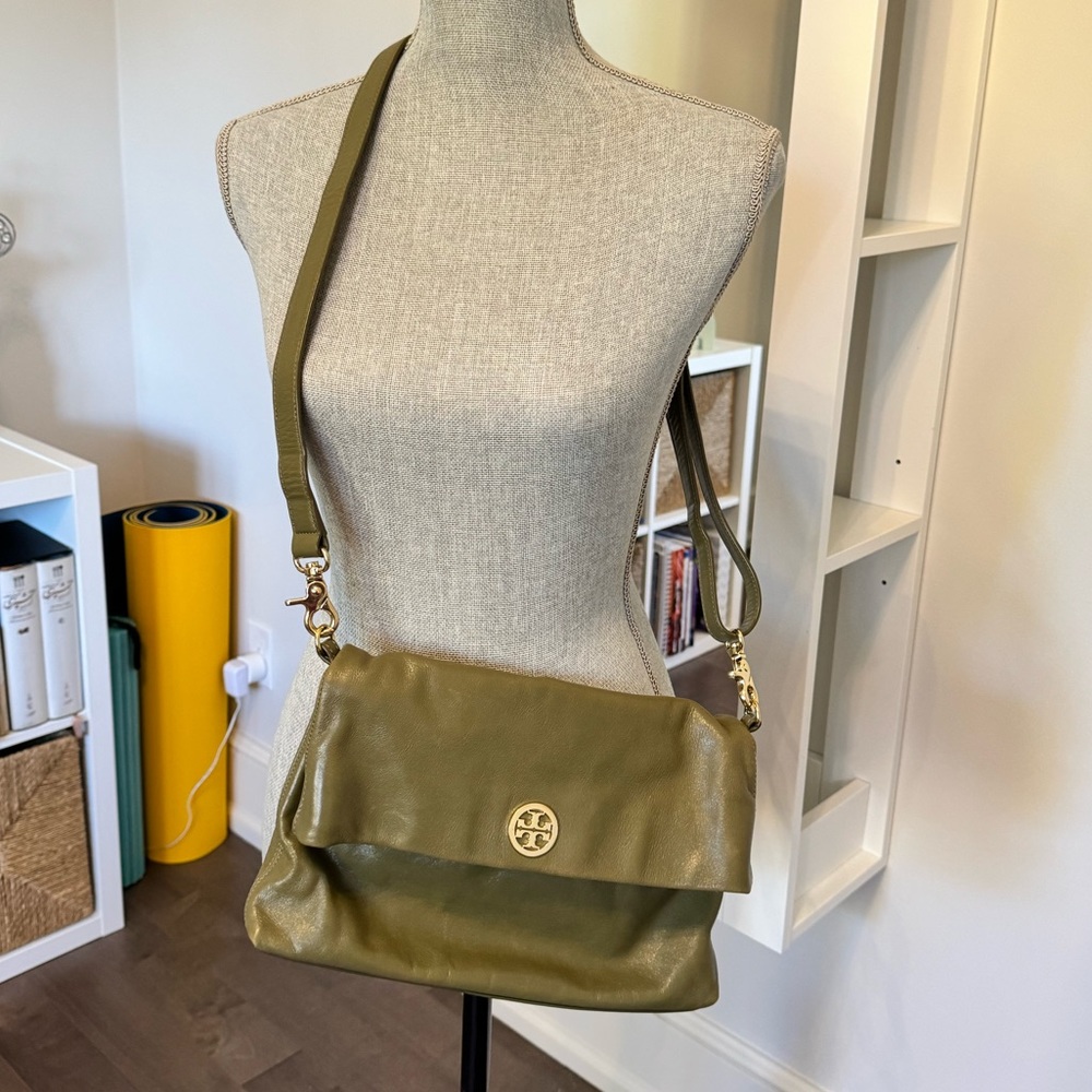 Tory Burch Dena Magnetic Foldover